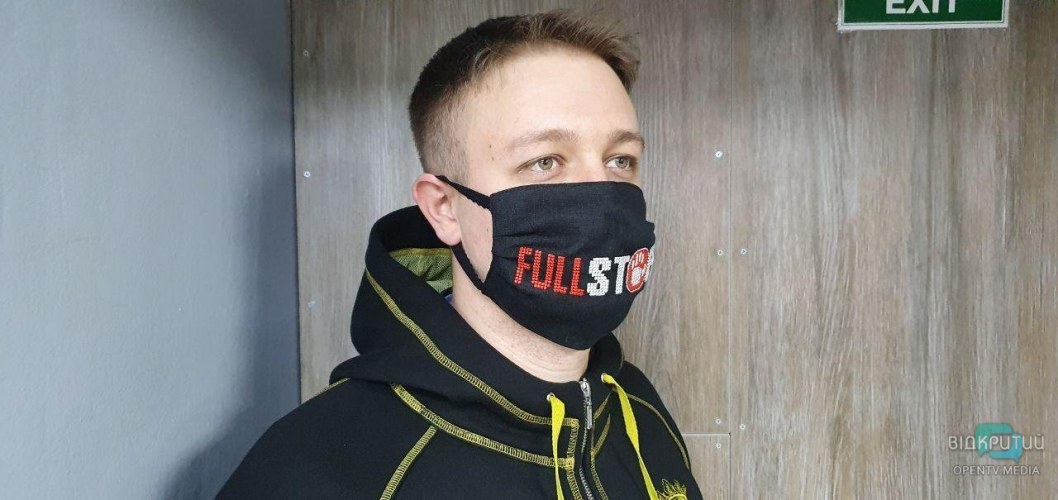 Карантин в тренде: днепровская дизайнер создала патриотические маски с вышивкой (ФОТО) - рис. 5