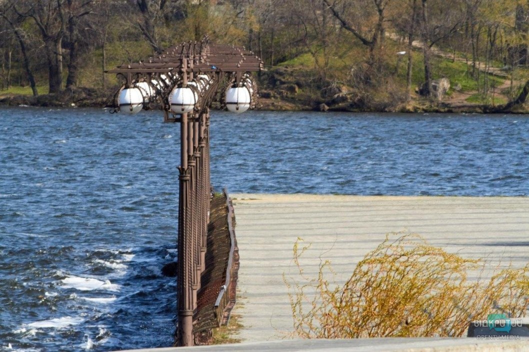 Как выглядит Набережная Днепра во время карантина (ФОТОРЕПОРТАЖ)