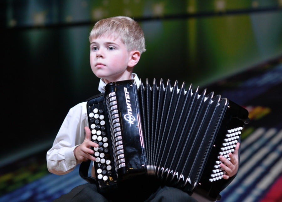 В Днепре проведут международный конкурс юных баянистов - рис. 1