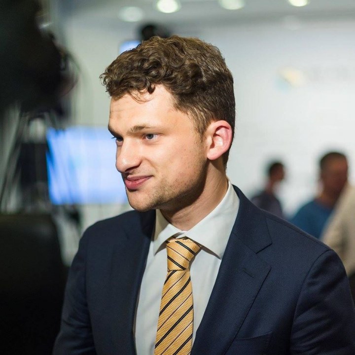 Дмитрий Дубилет 