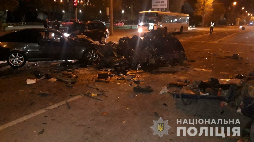 Смертельное ДТП на набережной Днепра: водителя Mercedes задержали (ФОТО) - рис. 1