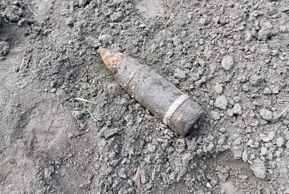 Под Днепром пиротехники уничтожили три устаревших боеприпаса (ФОТО) - рис. 1
