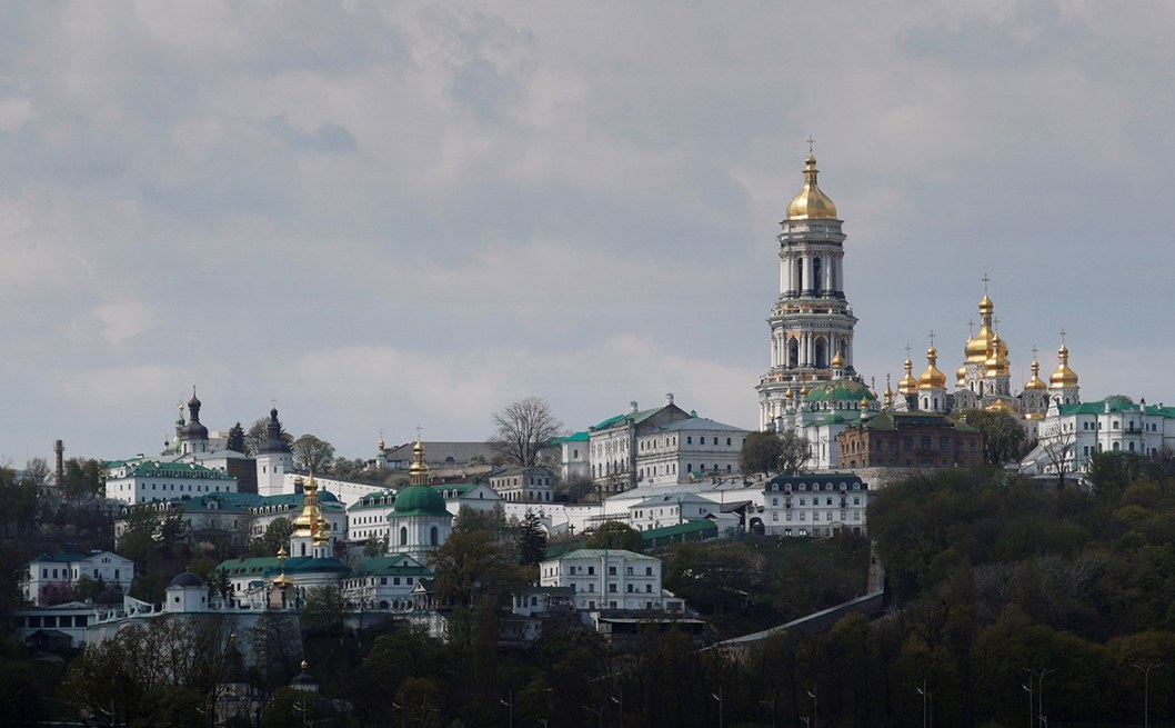 В Киево-Печерской лавре все священники заразились COVID-19