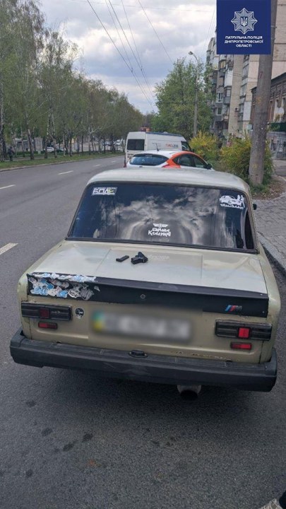 На "Жигуле" с оружием: полиция задержала несовершеннолетнего водителя (ФОТО) - рис. 1