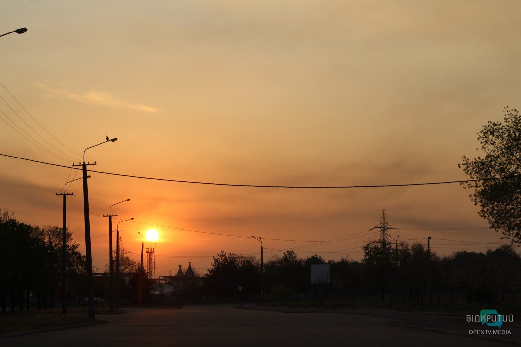 Праздник на колокольне: как в Днепре на Красном Камне отмечают Пасху (ФОТОРЕПОРТАЖ) - рис. 18