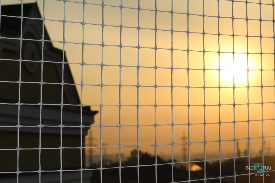 Праздник на колокольне: как в Днепре на Красном Камне отмечают Пасху (ФОТОРЕПОРТАЖ) - рис. 15