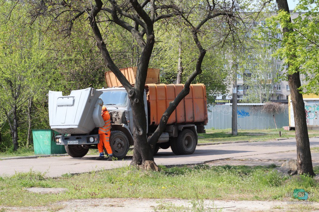 Как на краснокаменском карьере Днепра убирают мусор (ФОТО) - рис. 4