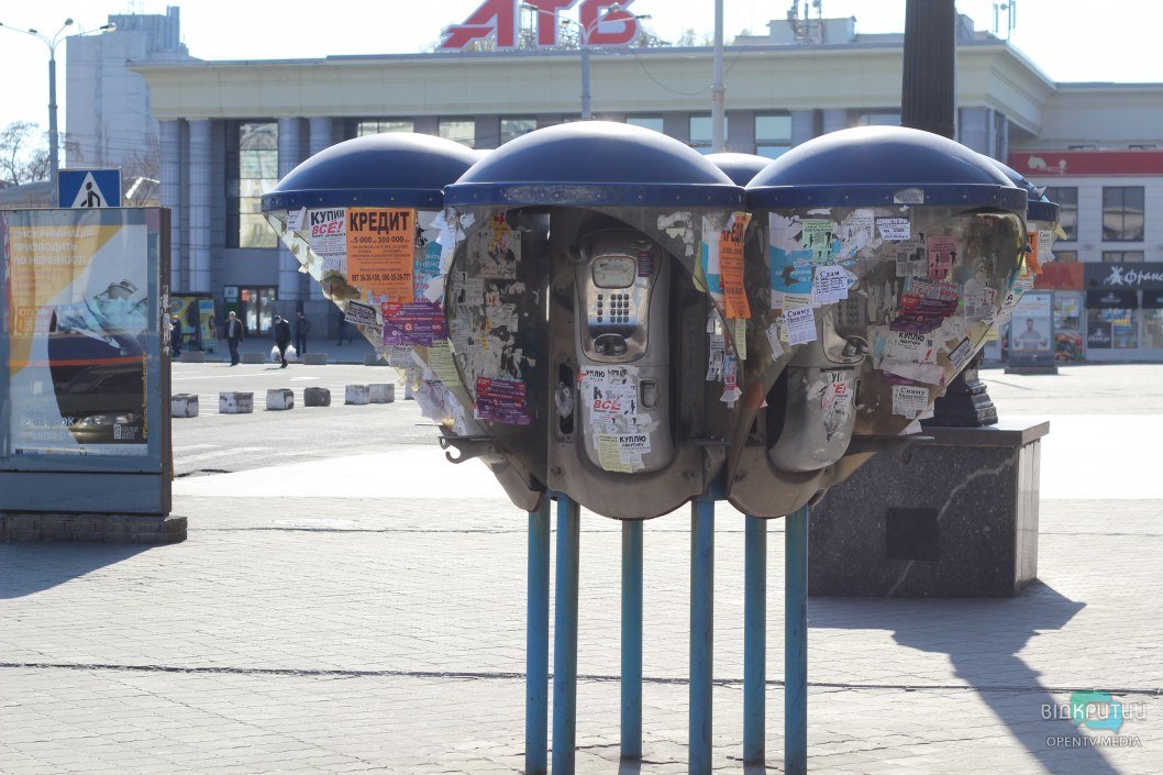 Город-призрак: как сейчас выглядит пустынный ж/д вокзал в Днепре (ФОТОРЕПОРТАЖ) - рис. 8