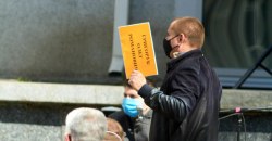 В Днепре двое депутатов горсовета покинули фракцию "Наш край" - рис. 17