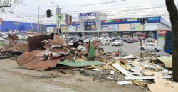 В Днепре на ж/м Тополь-2 массово снесли МАФы - рис. 16