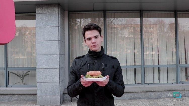 "Поцелуй короны": в Днепре сняли социальную короткометражку про любовь во время карантина (ВИДЕО, ИНТЕРВЬЮ) - рис. 4