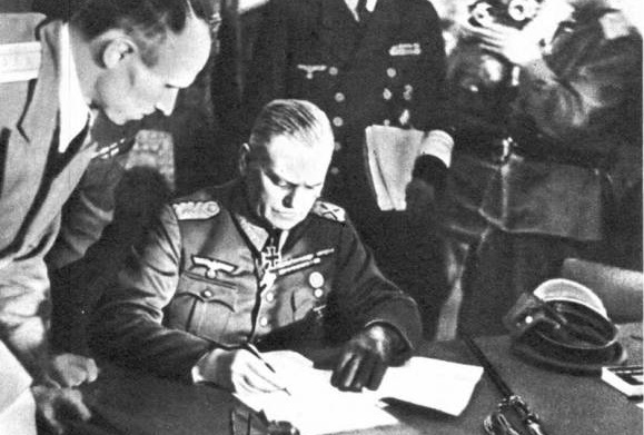 8 мая в Украине - день памяти и примирения - рис. 2