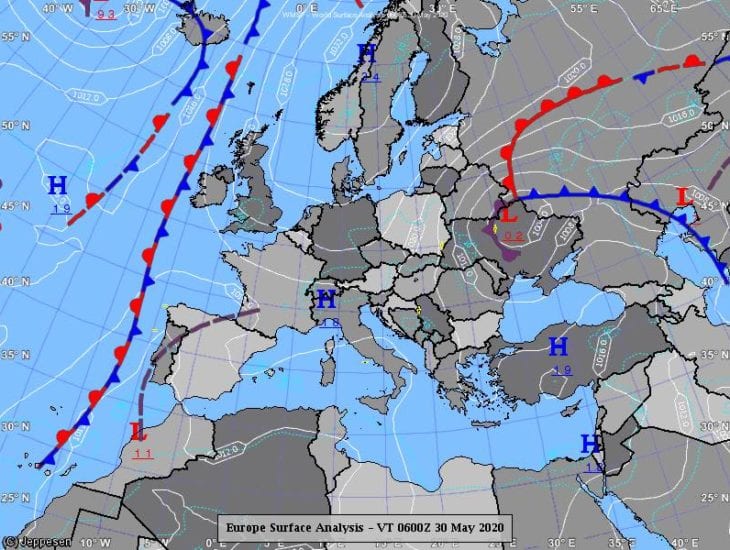 Украину накрыл циклон Izolde: когда ждать потепления в Днепре - рис. 1