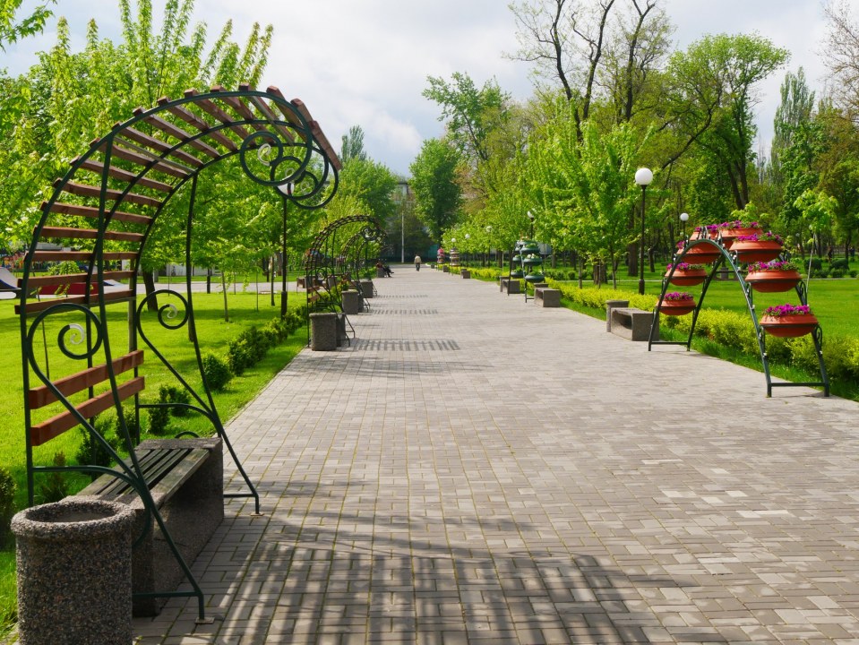 Днепровский Диснейленд: в Покрове откроют парк с известными мультгероями - рис. 8