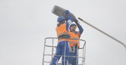 Более чем на 100 улицах Днепра в этом году восстановили и модернизировали наружное освещение - рис. 10