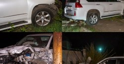В Днепре на Кротова водитель на Lexus снес столб и въехал в ограждение стоянки - рис. 20