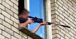 В Днепре 15-летний подросток стрелял по машинам из окна (ВИДЕО) - рис. 4