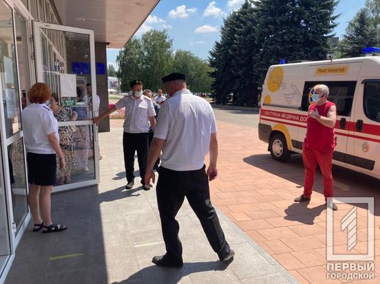 В Кривом Роге умер чиновник во время сессии горсовета - рис. 2