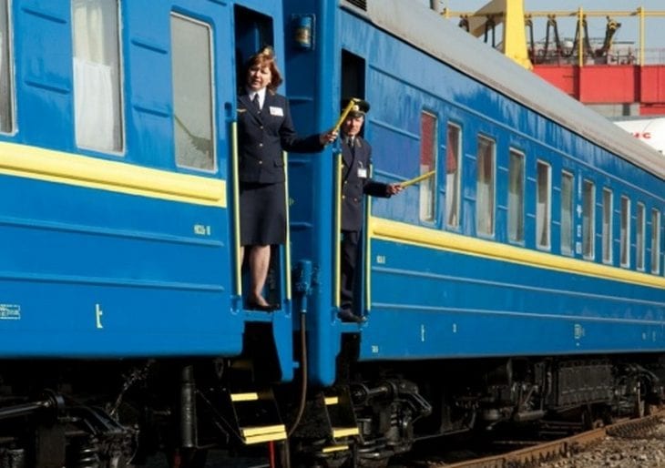 Укрзалiзниця запустила поезд на Азовское море из Днепропетровской области (РАСПИСАНИЕ)