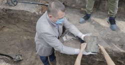 Раскопки Лазаревской церкви в Днепре: археологи нашли могилы священников и Евангелие - рис. 4