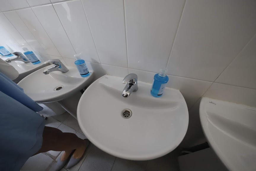 В Днепре работает центр, который помогает бездомным (ФОТО) - рис. 1