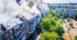 Пожар в Новой Каховке: горела крыша пятиэтажного дома (ФОТО) - рис. 2