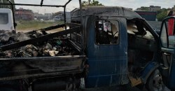 В Кривом Роге дотла сгорело авто (ФОТО) - рис. 1