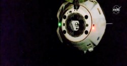 Crew Dragon отстыковался от МКС и возвращается на Землю: посадка ожидается сегодня вечером - рис. 6