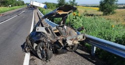 Под Запорожьем легковушка столкнулась с грузовиком: погибли жители Днепра и области - рис. 10