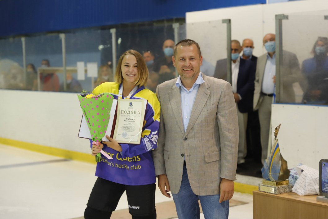 В Днепре наградили женскую команду по хоккею (ФОТО) - рис. 6