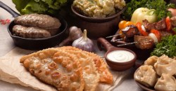 С мясом и по-татарски: ТОП-5 мест, где можно заказать чебуреки в Днепре - рис. 5