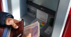 Без кредитного лимита: банки обяжут честно сообщать клиентам, сколько денег у них на карте - рис. 5