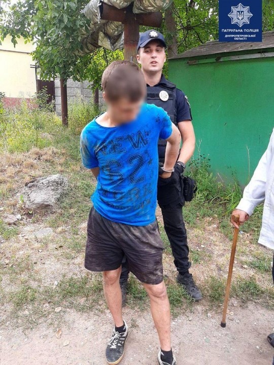 В Днепре два 12-летних мальчика помогли полицейским задержать грабителя - рис. 2