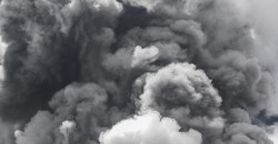 Облако дыма на весь район: в Днепре полыхала крыша дома - рис. 4