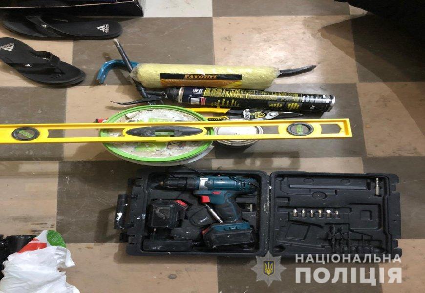 Гранаты, наркотики и деньги: в Днепре разоблачили преступную группу - рис. 2