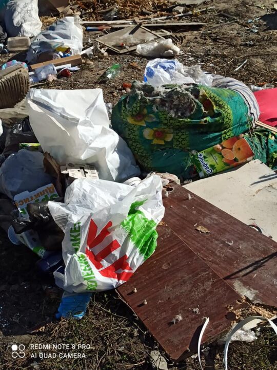 В Днепре в одном из поселков образовалась мусорная свалка - рис. 3