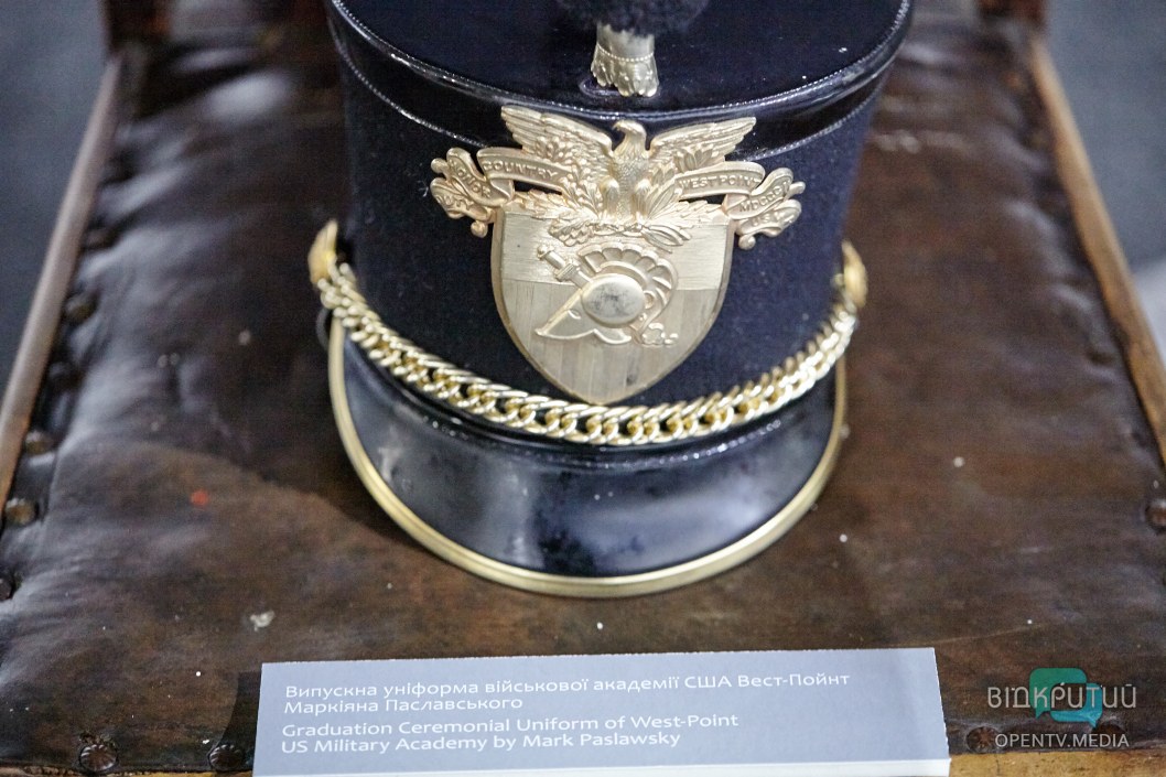 В днепровском Музее АТО представили выставку американского добровольца батальона «Донбасс» - рис. 11