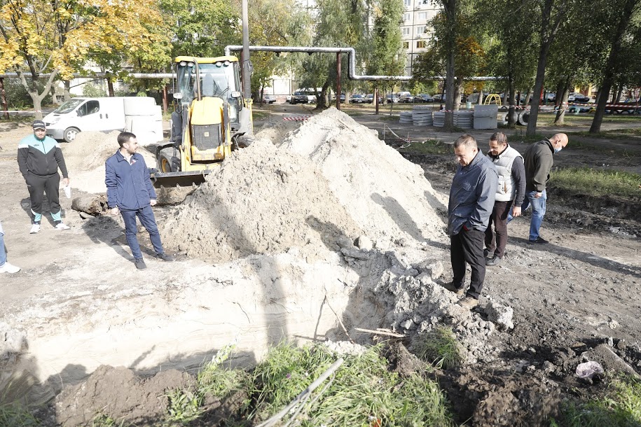 В Днепре на Победе строят дождевые коллекторы (ФОТО) - рис. 6