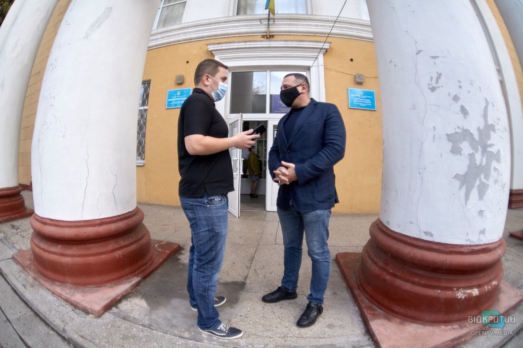 Местные выборы в Днепре: как и за что голосовал нардеп Бужанский (ФОТО) - рис. 1