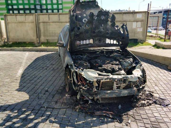 Сотрудника ГСЧС Днепропетровской области подозревают в поджогах автомобилей в Одессе - рис. 4