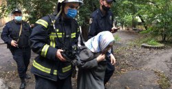 Масштабный пожар: в Каменском спасли жителей многоэтажного дома - рис. 13