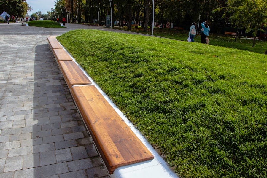 В Днепре завершили реконструкцию центральной аллеи парка имени Писаржевского - рис. 3