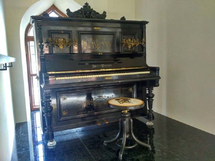 В Музее истории Днепра появилось раритетное пианино начала XX века (ФОТО) - рис. 2