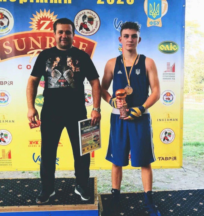 Днепровские боксеры завоевали медали на чемпионате Украины среди юниоров - рис. 1