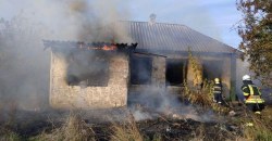 На Днепропетровщине сгорел жилой дом - рис. 17
