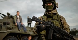 Двое граждан РФ пытались устроиться на службу в Нацгвардию - рис. 10