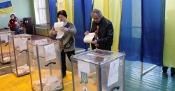 Выборы в Днепропетровской области: в Каменском пересчитают голоса - рис. 18