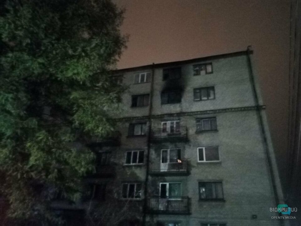 В Днепре на Яворницкого горело общежитие технологического колледжа (ФОТО) - рис. 7