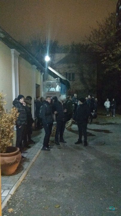 В Днепре на Яворницкого горело общежитие технологического колледжа (ФОТО) - рис. 5
