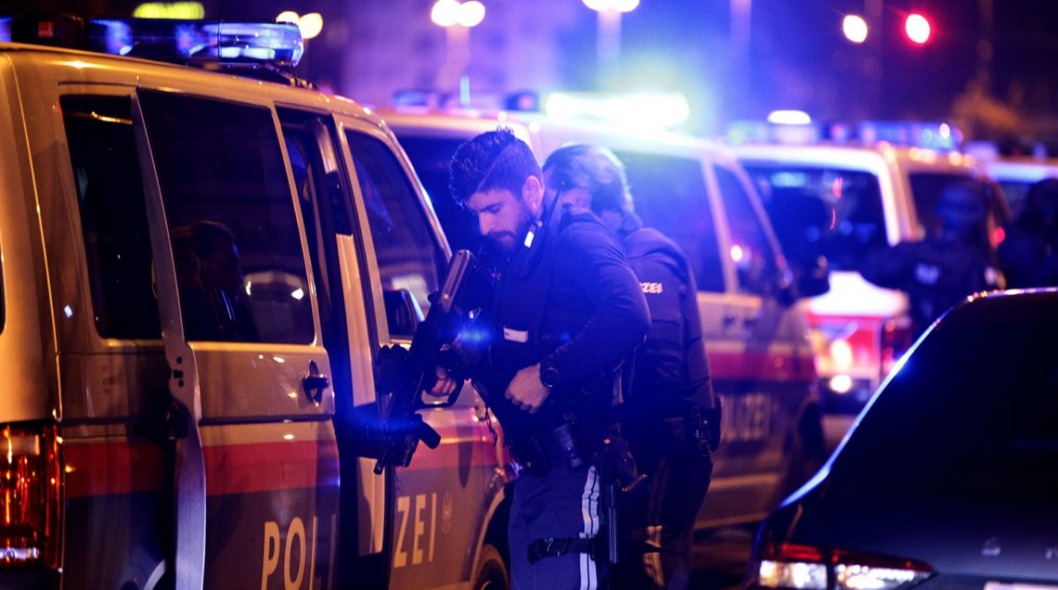 Масштабные теракты в Вене: известно о 2 погибших и более 15 пострадавших - рис. 1